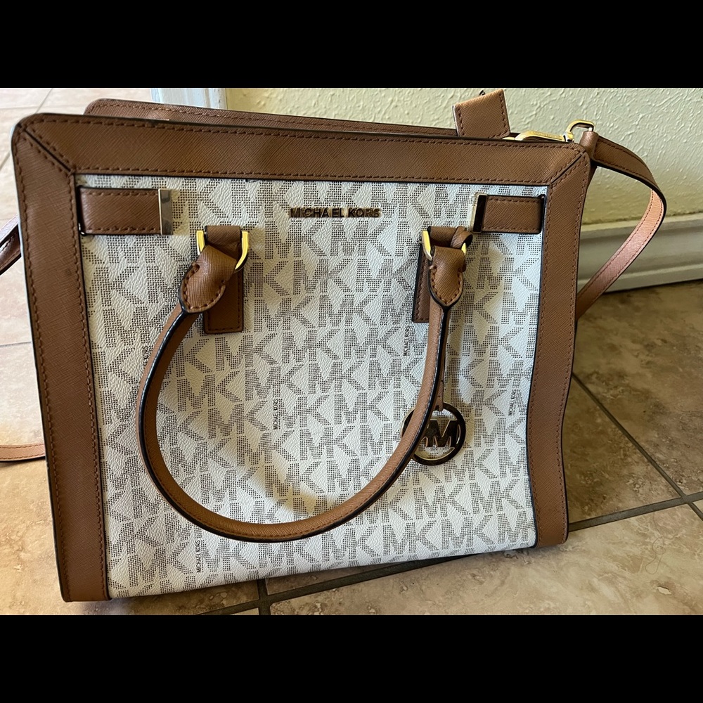 MK purse